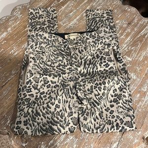 Democracy Animal Print Jeans size 0 EUC